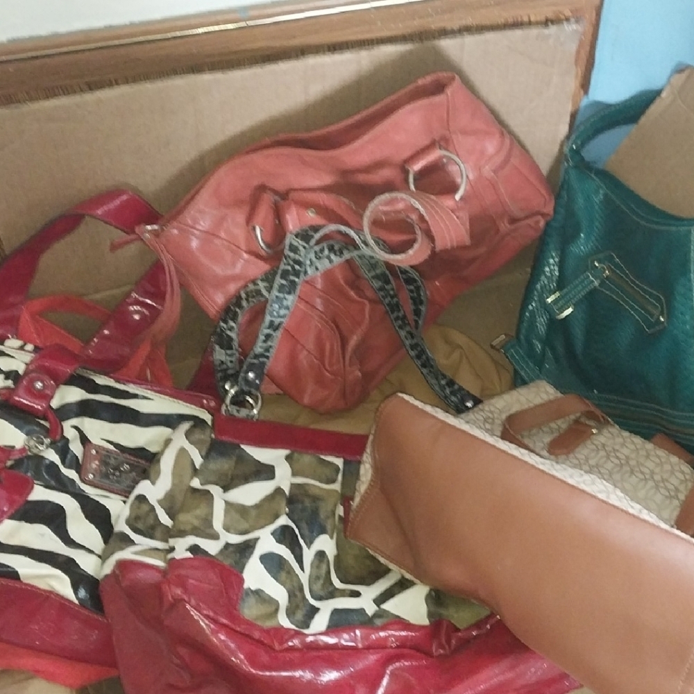 Stylish Women's Bag Collection